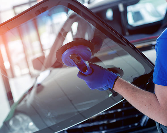 Autoglas und Steinschlagreparatur in Hankensbüttel zwischen Celle, Gifhorn und Uelzen